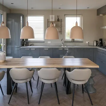 Luxurious For 8 People In On The Beautiful Wadden Island Of Texel * دي كوكْسدوربْ