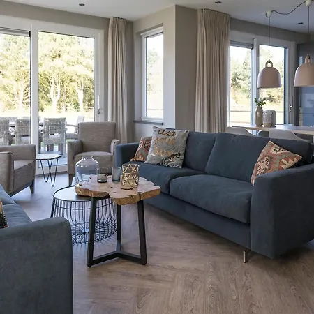 Luxurious For 8 People In Texel Villa