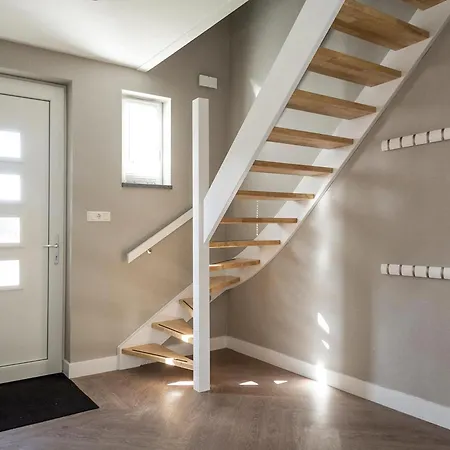 Luxurious For 8 People In Texel