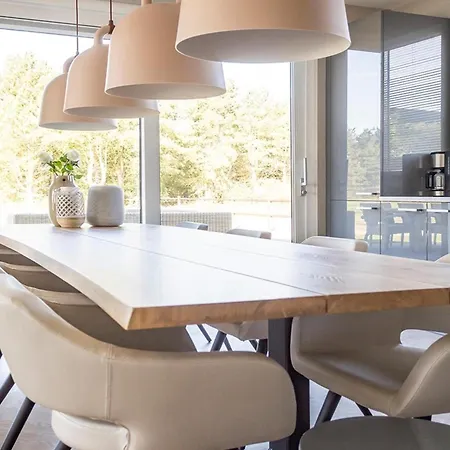 Luxurious For 8 People In Texel