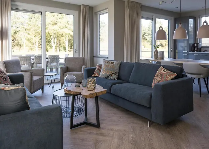 Luxurious For 8 People In Texel Villa