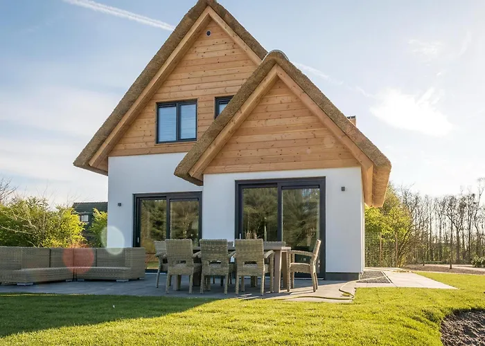 Luxurious For 8 People In Texel Villa *