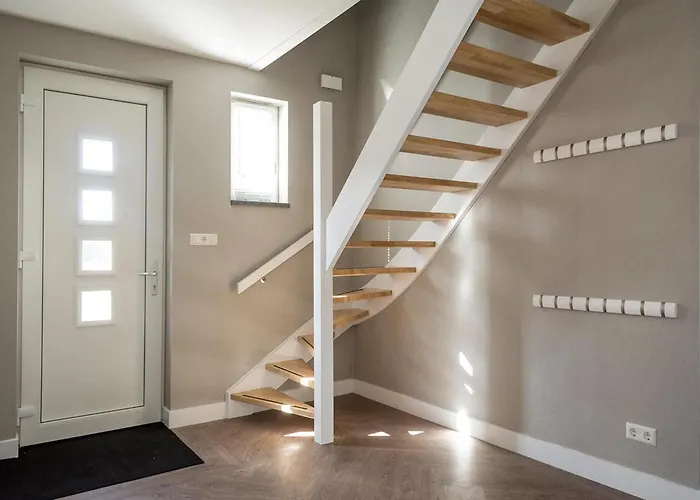 Luxurious For 8 People In Texel