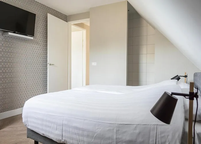 Luxurious For 8 People In Texel